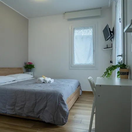 Tra Il Ed Il Balsamico Appartement *