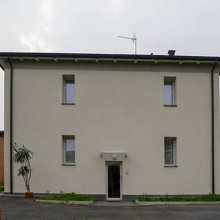 Tra Il Ed Il Balsamico * Spilamberto