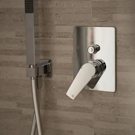 Tra Il Ed Il Balsamico Daire *